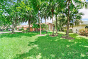 6569 NW 99th Ave, Parkland, FL 33076, Sold 10/22/21