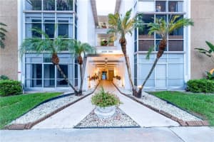 3040 NE 16th Ave, Oakland Park, FL 33334, Sold 11/18/21