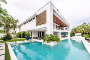 38 Pelican Dr, Fort Lauderdale, FL 33301, Sold 09/07/21