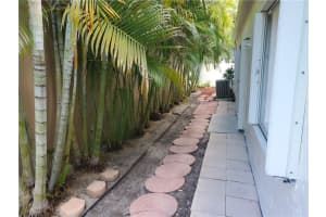 1389 Harbour Side Dr, Weston, FL 33326, Sold 09/10/21