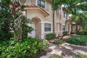 8322 SW 29th St, Miramar, FL 33025, Sold 09/29/21