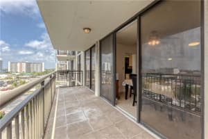 3031 N Ocean Blvd, Fort Lauderdale, FL 33308, Sold 08/23/21