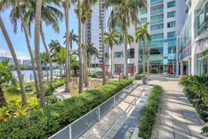 2670 E Sunrise Blvd, Fort Lauderdale, FL 33304, Sold 10/12/21