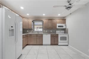 2330 NW 102nd Terrace, Pembroke Pines, FL 33026, Sold 08/19/21