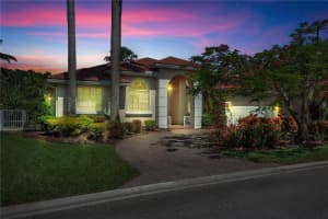 423 NW 118th Ave, Coral Springs, FL 33071, Sold 09/28/21