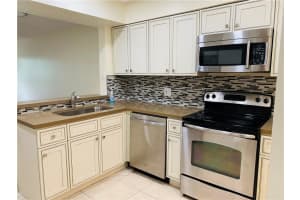 11664 NW 19th Dr, Coral Springs, FL 33071, Sold 10/29/21