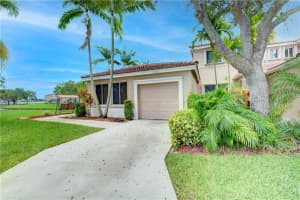 11050 SW 16th Manor, Davie, FL 33324, Sold 09/03/21
