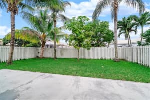 6868 NW 33rd St, Margate, FL 33063, Sold 11/02/21