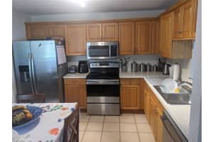 7236 SW 164th Ct, Miami, FL 33193, Sold 08/26/21