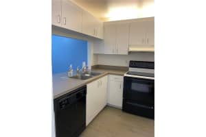 15702 E Waterside Cir, Sunrise, FL 33326, Sold 08/27/21