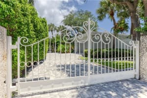 1635 Seabreeze Blvd, Fort Lauderdale, FL 33316, Sold 01/31/22