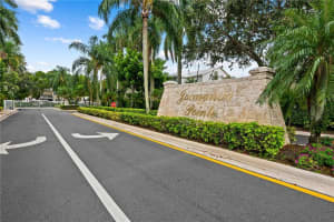9424 NW 8th Cir, Plantation, FL 33324, Sold 10/08/21