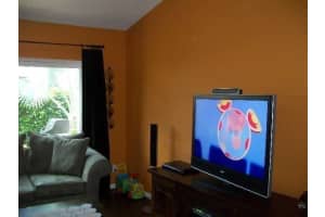 7536 NW 3rd Ct, Plantation, FL 33317, Sold 09/03/21