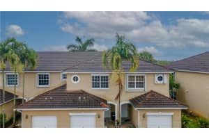 413 SW 120th Ave, Pembroke Pines, FL 33025, Sold 08/25/21