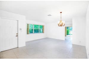 8400 NW 40th Ct, Sunrise, FL 33351, Sold 12/08/21