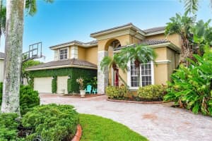 500 NW 118th Way, Coral Springs, FL 33071, Sold 09/23/21