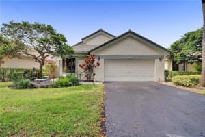 9371 NW 18th Pl, Plantation, FL 33322, Sold 08/30/21