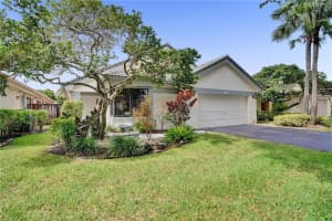 9371 NW 18th Pl, Plantation, FL 33322, Sold 08/30/21