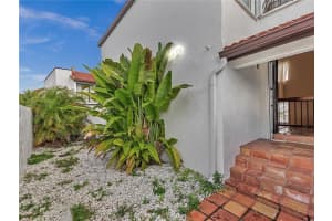 1271 SW 124th Ct, Miami, FL 33184, Sold 09/08/21