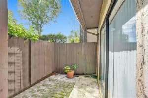 2371 Bayberry Dr, Pembroke Pines, FL 33024, Sold 09/24/21
