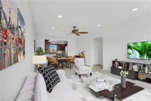 983 SE 10th St #9d, Deerfield Beach, FL 33441, Sold 09/10/21
