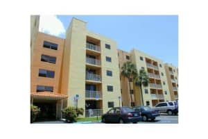 8075 NW 7th St, Miami, FL 33126, Sold 05/06/22