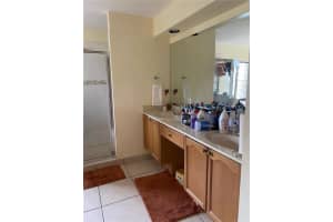 4340 Lake Lucerne Cir, West Palm Beach, FL 33409, Sold 09/09/21