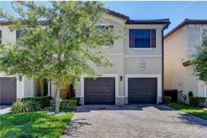 4810 NW 56th Ct, Tamarac, FL 33319, Sold 08/31/21