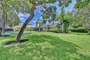 10201 NW 62nd Dr, Parkland, FL 33076, Sold 09/10/21