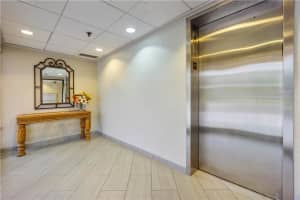 5495 NE 25th Ave, Fort Lauderdale, FL 33308, Sold 10/05/21