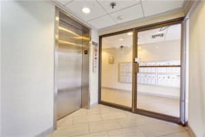 5495 NE 25th Ave, Fort Lauderdale, FL 33308, Sold 10/05/21