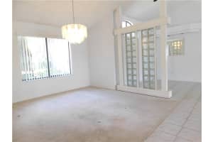 430 NW 107th Ave, Plantation, FL 33324, Sold 08/25/21