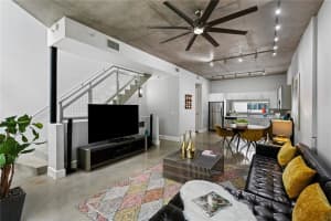 717 SE 12th Ct, Fort Lauderdale, FL 33316, Sold 08/26/21