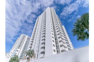 1370 S Ocean Blvd, Pompano Beach, FL 33062, Sold 09/14/21