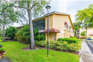 3089 N Oakland Forest Dr, Oakland Park, FL 33309, Sold 09/29/21