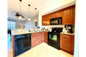 121 NW 2nd Ave, Hallandale Beach, FL 33009, Sold 11/09/21