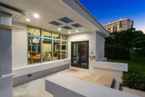 5 Winona Ln, Sea Ranch Lakes, FL 33308, Sold 04/29/22