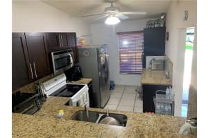 5580 Lakewood Cir S, Margate, FL 33063, Sold 10/14/21