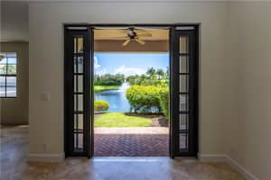 181 Astor Cir, Delray Beach, FL 33484, Sold 10/05/21