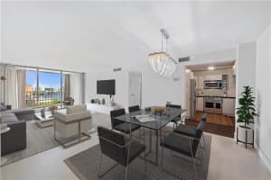 1865 79th Street Causeway #12n, North Bay Village, FL 33141, Sold 09/14/21