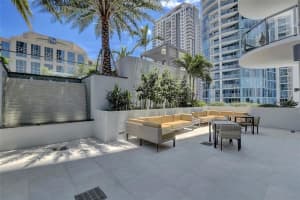 100 E Las Olas Blvd #1701, Fort Lauderdale, FL 33301, Sold 12/17/21