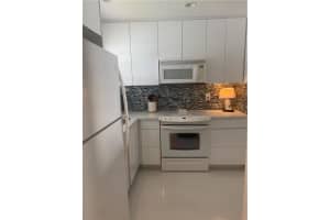 7500 NW 30th Pl, Sunrise, FL 33313, Sold 08/06/21