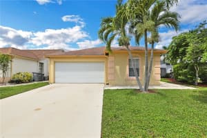 5168 Arbor Glen Cir, Lake Worth, FL 33463, Sold 09/27/21