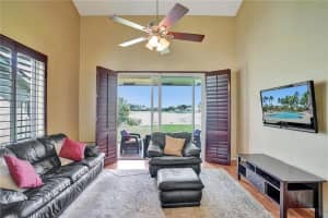 1042 Laguna Springs Dr, Weston, FL 33326, Sold 09/20/21