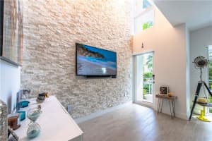57 N Shore Dr, Miami Beach, FL 33141, Sold 09/03/21