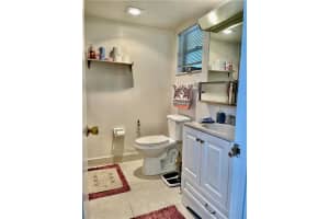 445 NE 195th St, Miami, FL 33179, Sold 01/18/22