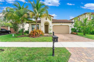 11155 NW 82nd Pl, Parkland, FL 33076, Sold 09/30/21