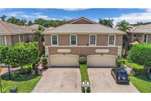 5151 Meadow Oaks Dr, Coconut Creek, FL 33073, Sold 09/03/21