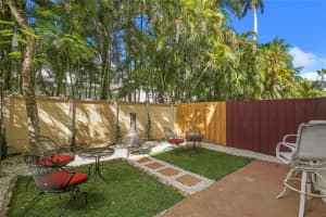 2512 SW 14th Ave, Fort Lauderdale, FL 33315, Sold 08/30/21