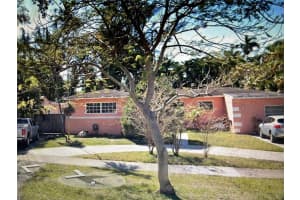 52 Royal Poinciana Blvd, Miami Springs, Florida 33166